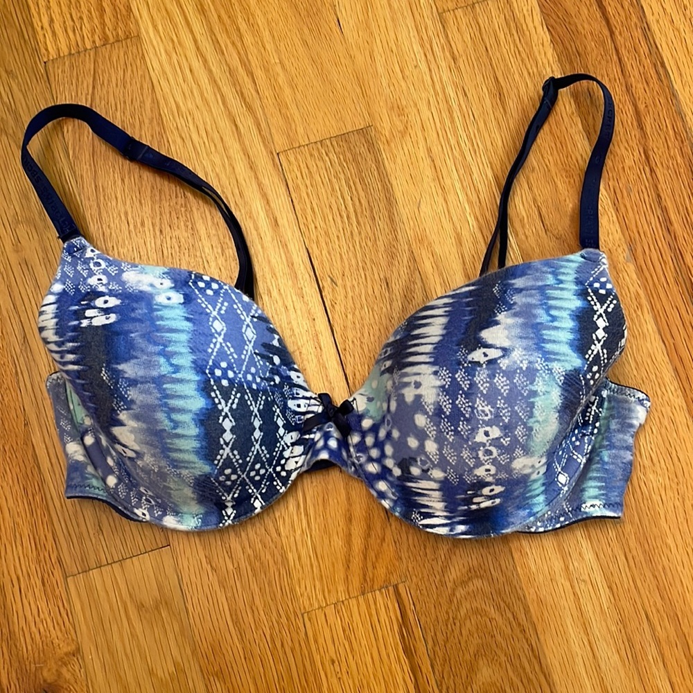 Victorian’s Secret Lined Perfect Coverage Underwire Bra. Size 34C  GUC